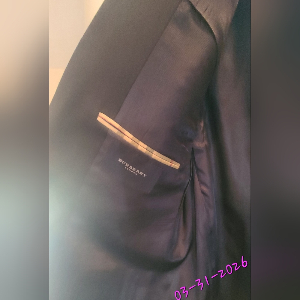 BURBERRY Blazer! 2026 CLEARANCE!! - Picture 5 of 14